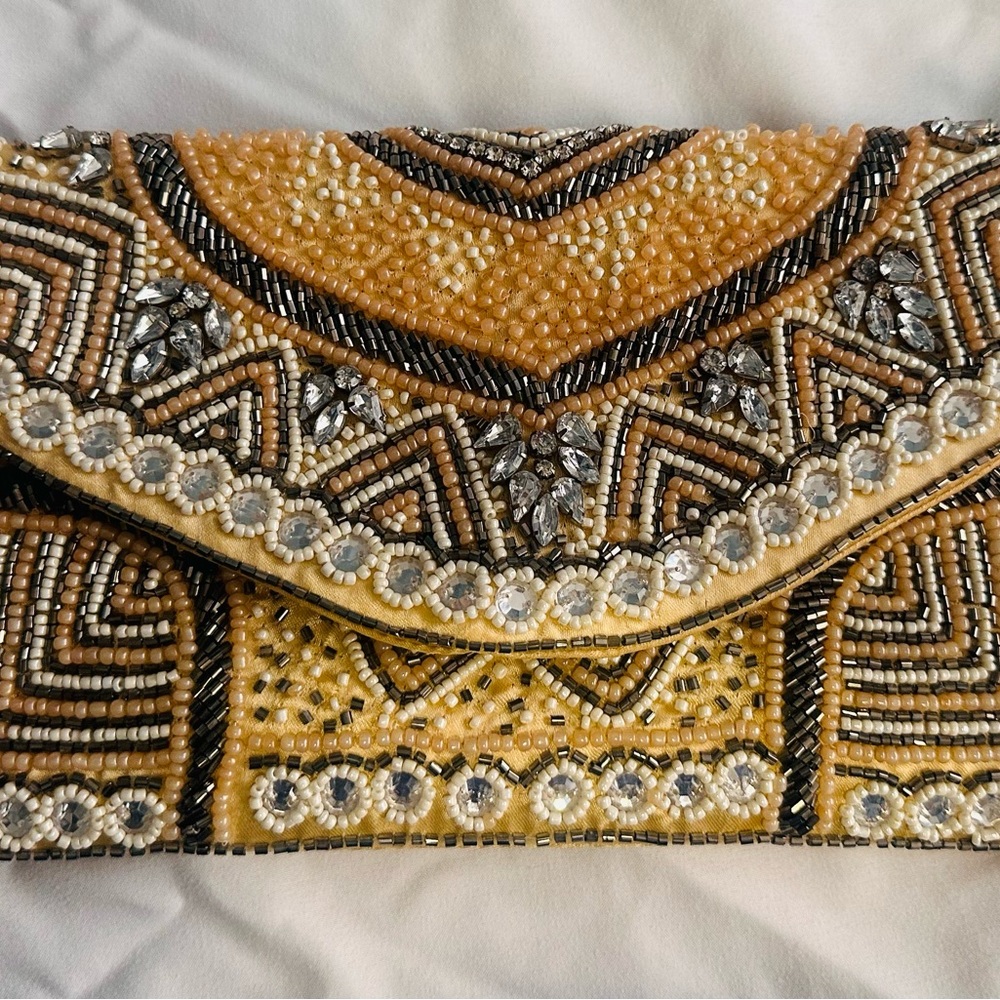 Elegant Beaded Clutch in Gold and Black